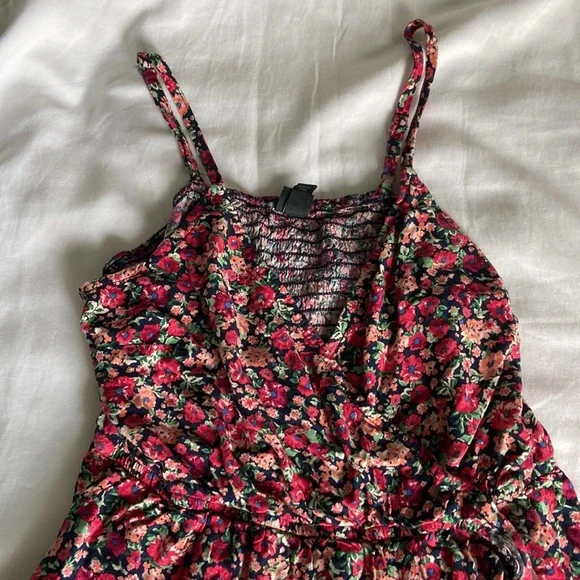 Floral romper - Size L - Picture 2 of 3
